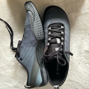 Merrell Vapor Glove 2 Black/Castlerock Women’s running shoe BRAND NEW (size 11)